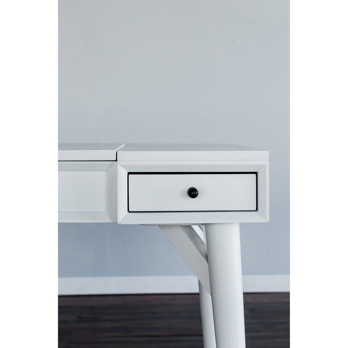 Flynn Bedroom Vanity, White