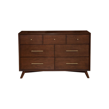 Flynn Dresser, Walnut