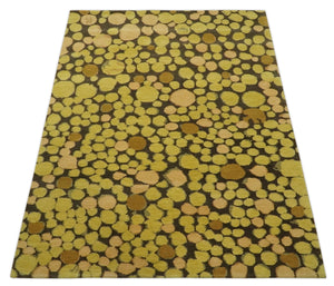 Gold and charcoal Dot 5.6x7 Hand loom wool and art silk Area Rug