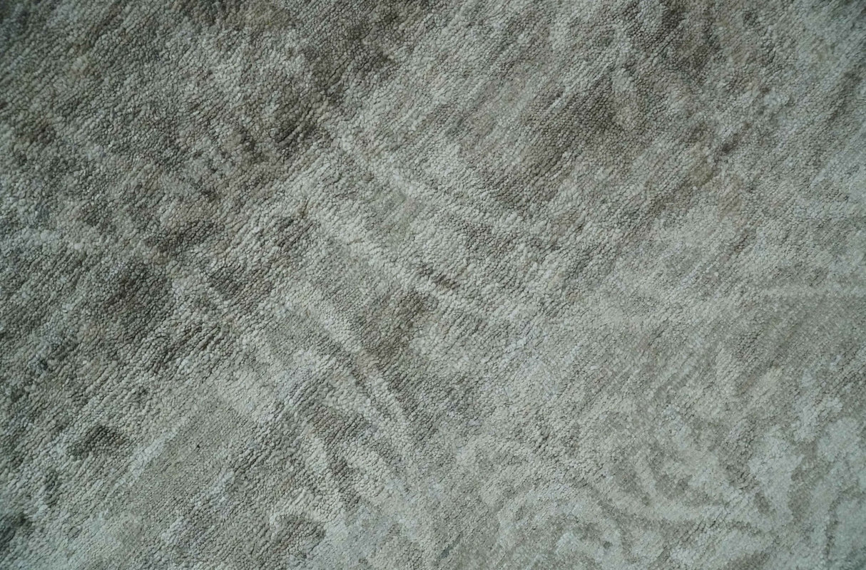 Gray, Silver and Charcoal Traditional ikat design 6x9 Hand knotted wool and Bamboo Silk area Rug