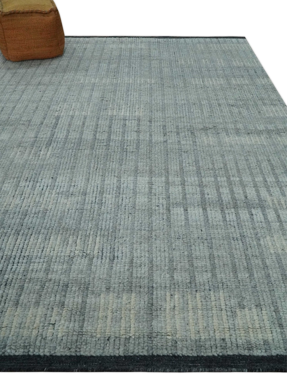 Gray, Silver and Ivory Traditional Hand Knotted 8x10 Wool Area Rug