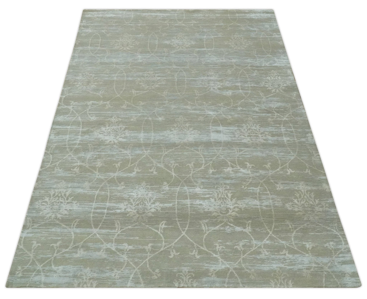 Gray and Silver Ikat Design 6x9 Hand knotted Wool and Viscose Area Rug
