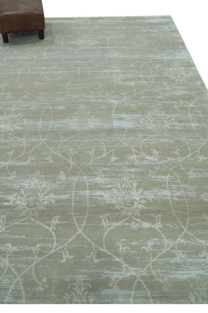 Gray and Silver Ikat Design 6x9 Hand knotted Wool and Viscose Area Rug