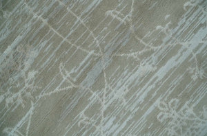 Gray and Silver Ikat Design 6x9 Hand knotted Wool and Viscose Area Rug