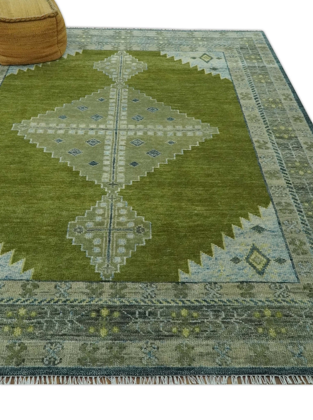 Green, Blue and Gray Hand Knotted Traditional Heriz 8x10 wool area rug