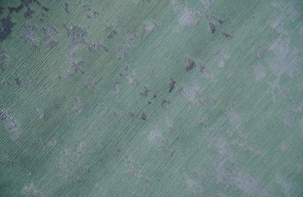 Green, Silver, Gray and Charcoal Modern Abstract Hand knotted 6x9 Wool and Viscose area Rug