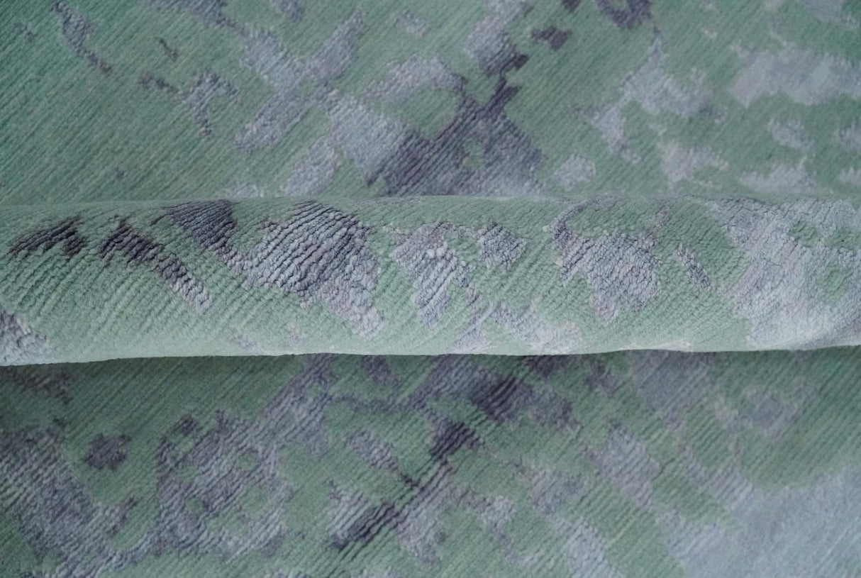 Green, Silver, Gray and Charcoal Modern Abstract Hand knotted 6x9 Wool and Viscose area Rug
