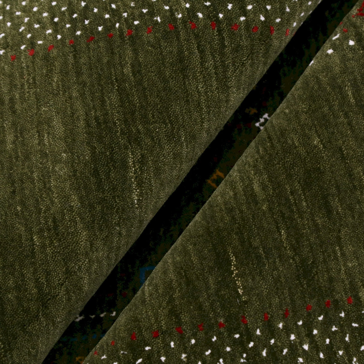 Green Tribal Center Pattern Hand Loomed Wool Area Rug