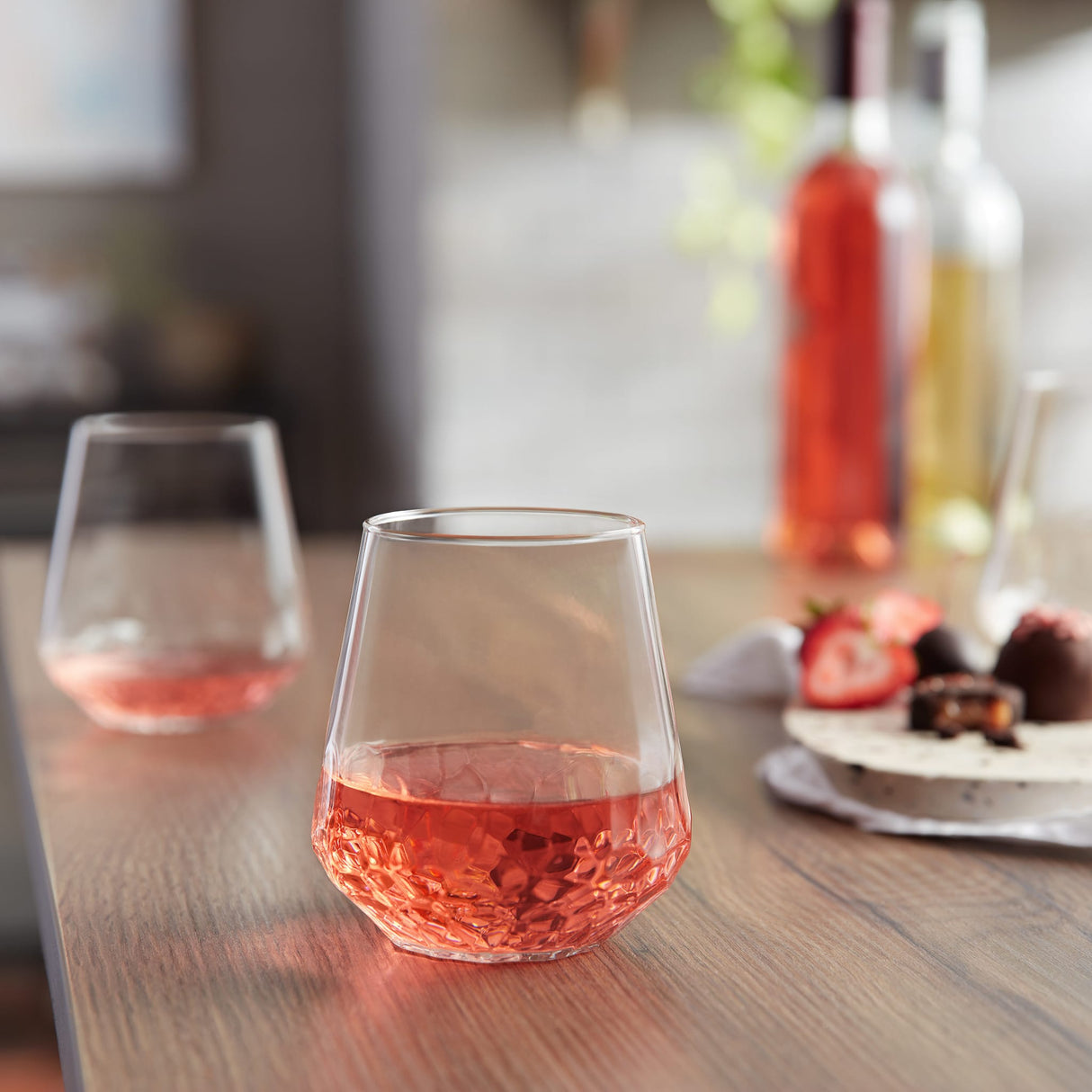 Hammered Base All Purpose Stemless Wine Glass, 17.75 ounce, Set of 8