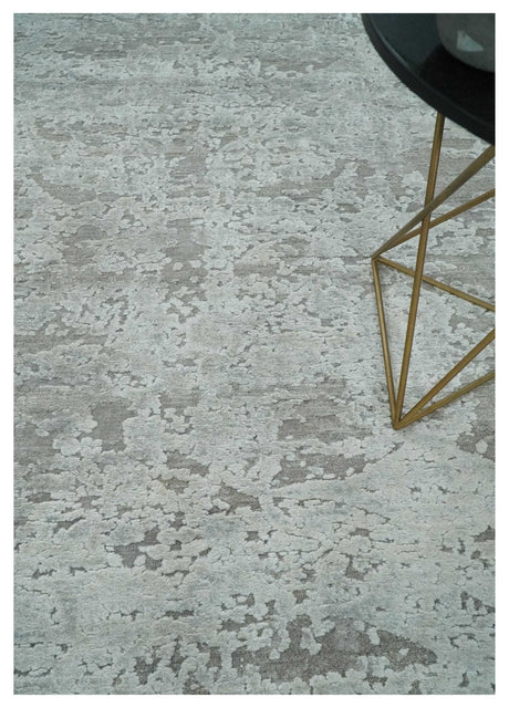 Hand Carved Texture Modern abstract Silver and Gray Hand Knotted 8x10 wool and Art Silk Area Rug