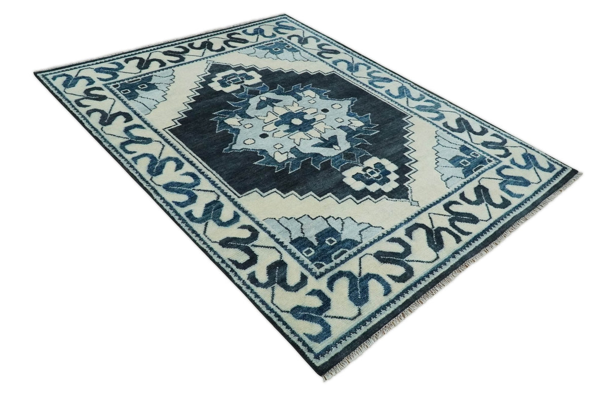 Hand Knotted Antique 8x10 Ivory and Blue Traditional Heriz Serapi Wool Rug | TRDCP859810