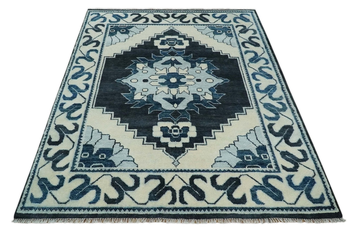 Hand Knotted Antique 8x10 Ivory and Blue Traditional Heriz Serapi Wool Rug | TRDCP859810
