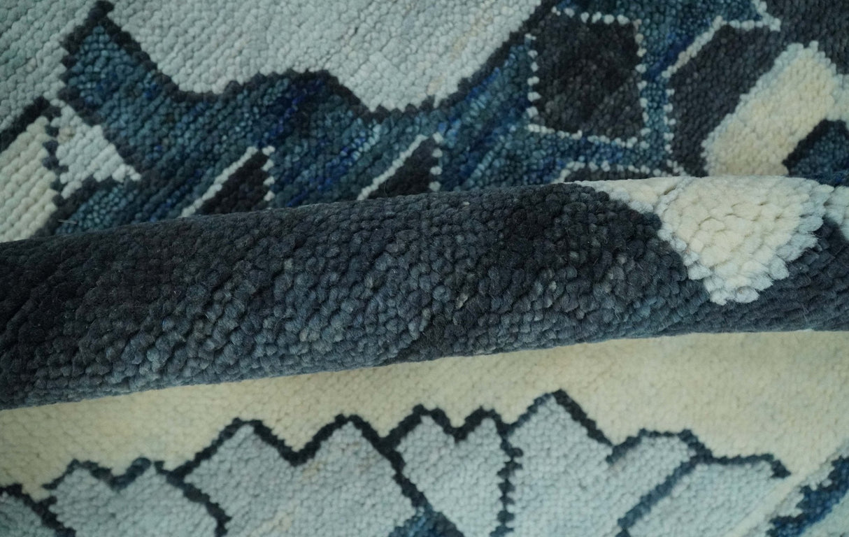 Hand Knotted Antique 8x10 Ivory and Blue Traditional Heriz Serapi Wool Rug | TRDCP859810