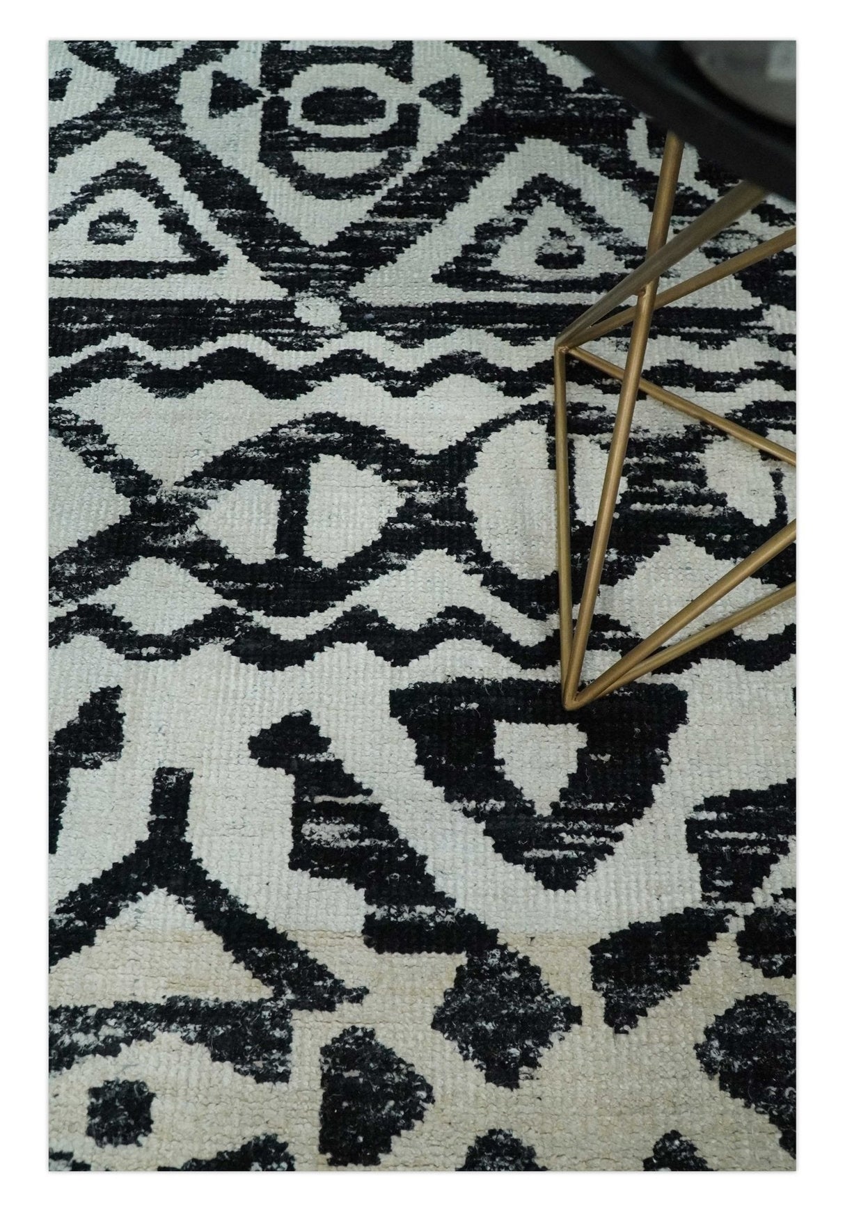 Hand Knotted Ivory and Black Antique Design Contemporary Recycled Silk Area Rug