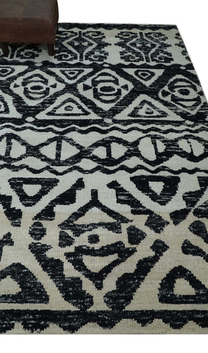 Hand Knotted Ivory and Black Antique Design Contemporary Recycled Silk Area Rug