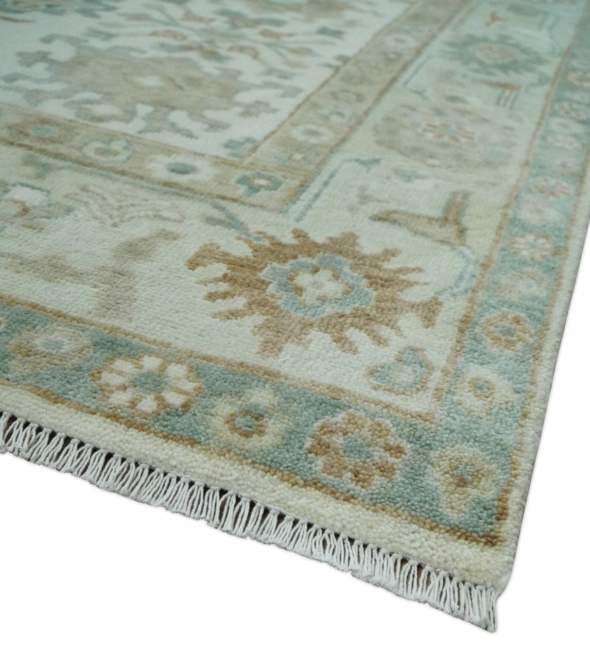 Hand Knotted Ivory and Silver 8x10 Traditional Oushak Wool Area Rug