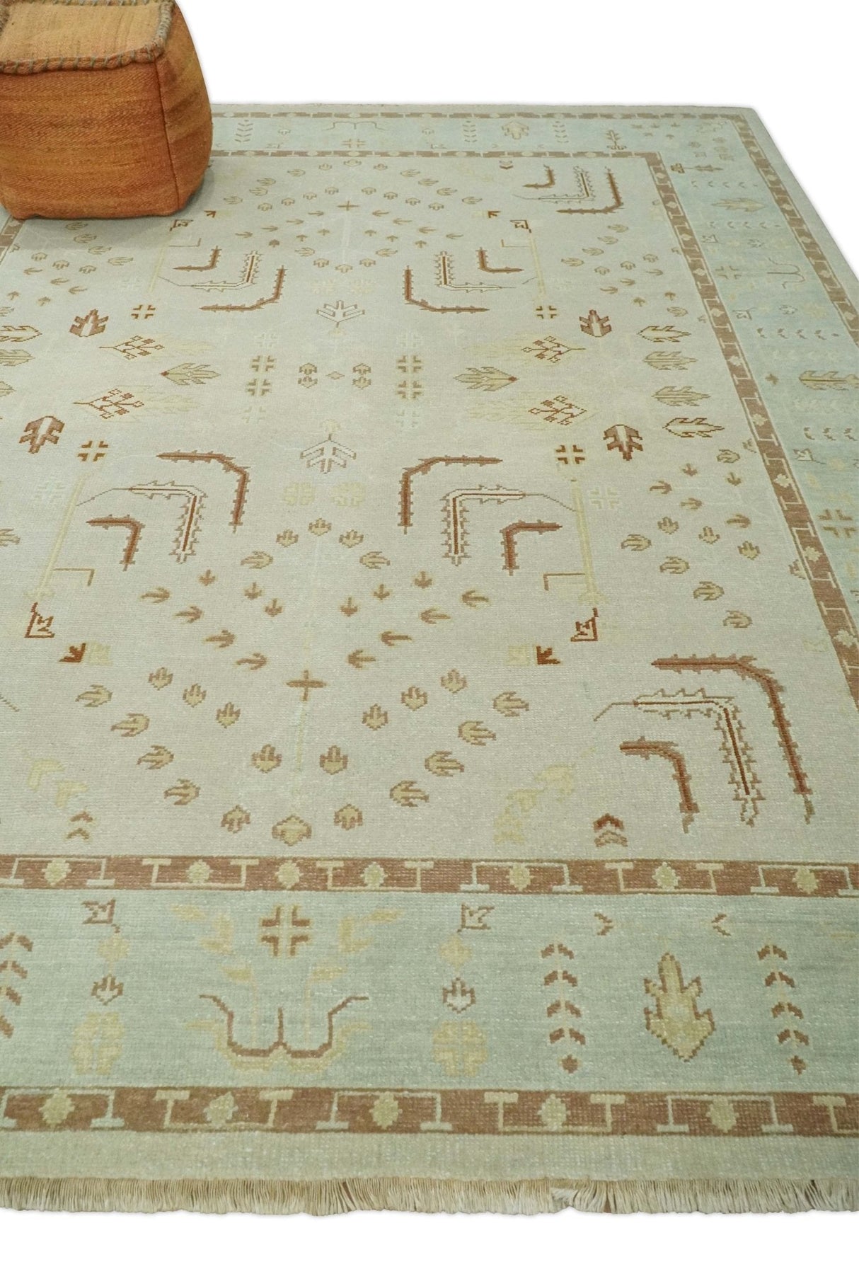 Hand Knotted Oushak 8x10 Beige and Brown Traditional Persian Wool Area Rug | AC32810