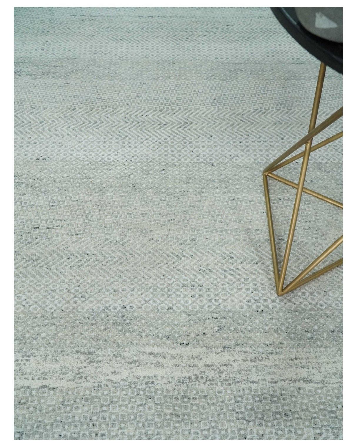 Hand Knotted Silver, Ivory and Gray 8x10 Modern Geometric Trellis Scandinavian Wool Area Rug | TRDCP945810