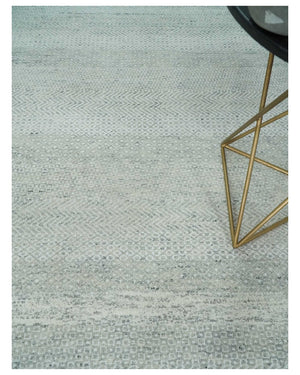 Hand Knotted Silver, Ivory and Gray 8x10 Modern Geometric Trellis Scandinavian Wool Area Rug | TRDCP945810