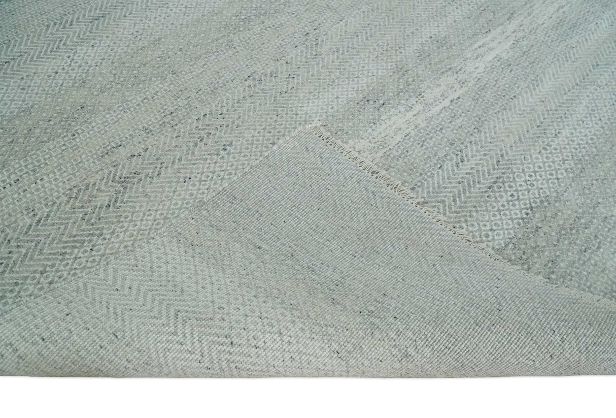 Hand Knotted Silver, Ivory and Gray 8x10 Modern Geometric Trellis Scandinavian Wool Area Rug | TRDCP945810