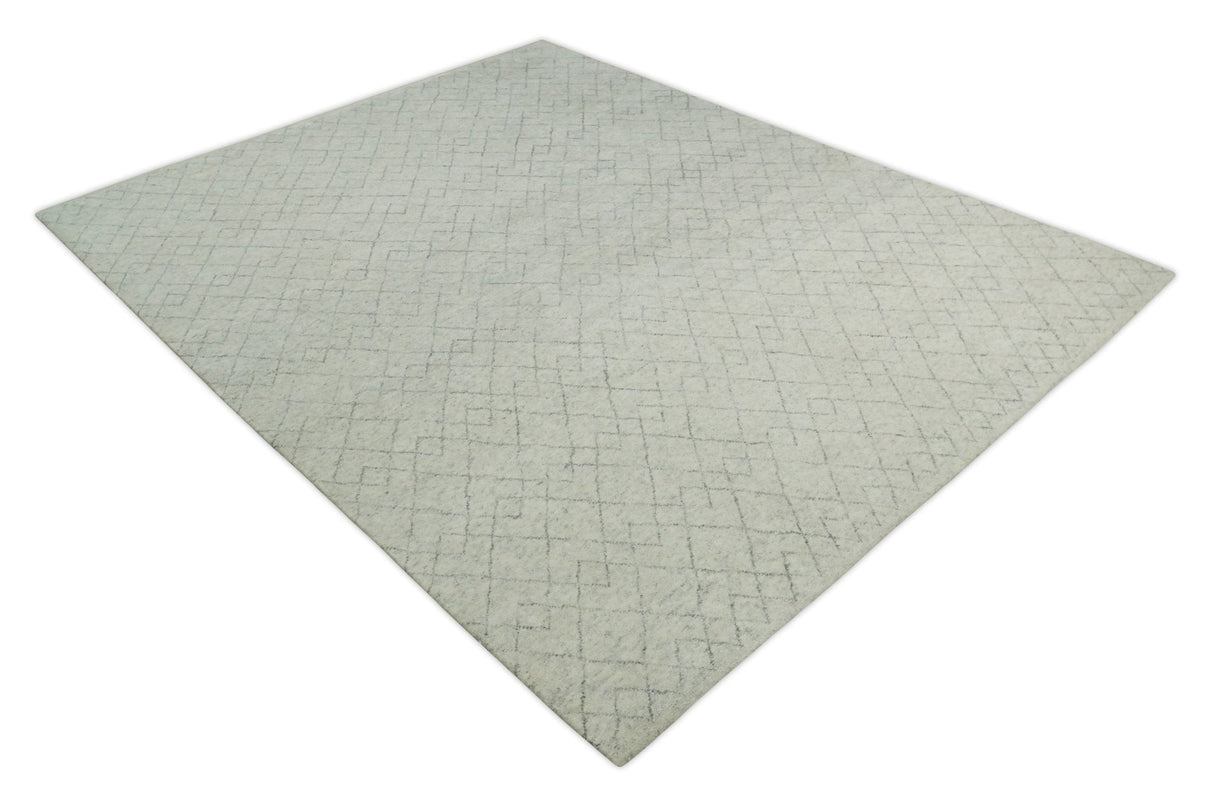 Hand Knotted Silver and Gray 9x12 Trellis Moroccan Rug Made with Fine Wool | TRDCP638912