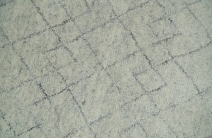 Hand Knotted Silver and Gray 9x12 Trellis Moroccan Rug Made with Fine Wool | TRDCP638912