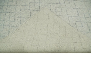 Hand Knotted Silver and Gray 9x12 Trellis Moroccan Rug Made with Fine Wool | TRDCP638912