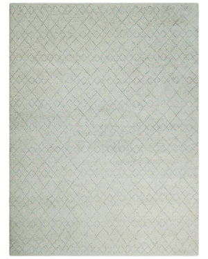 Hand Knotted Silver and Gray 9x12 Trellis Moroccan Rug Made with Fine Wool | TRDCP638912
