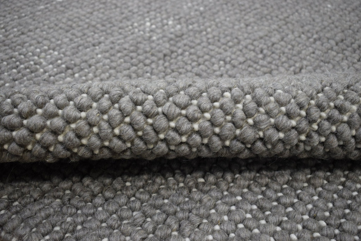 Hand Woven Chunky Fine Wool Contemporary Solid Area Rug