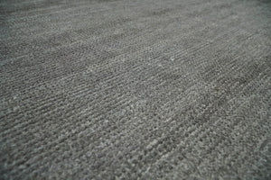 Hand Woven Low Pile Solid Gray Blended Wool Area Rug