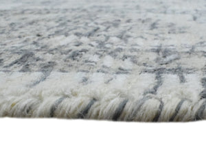 Hand Woven Wool and Art Silk Transitional Silver and Gray Rug