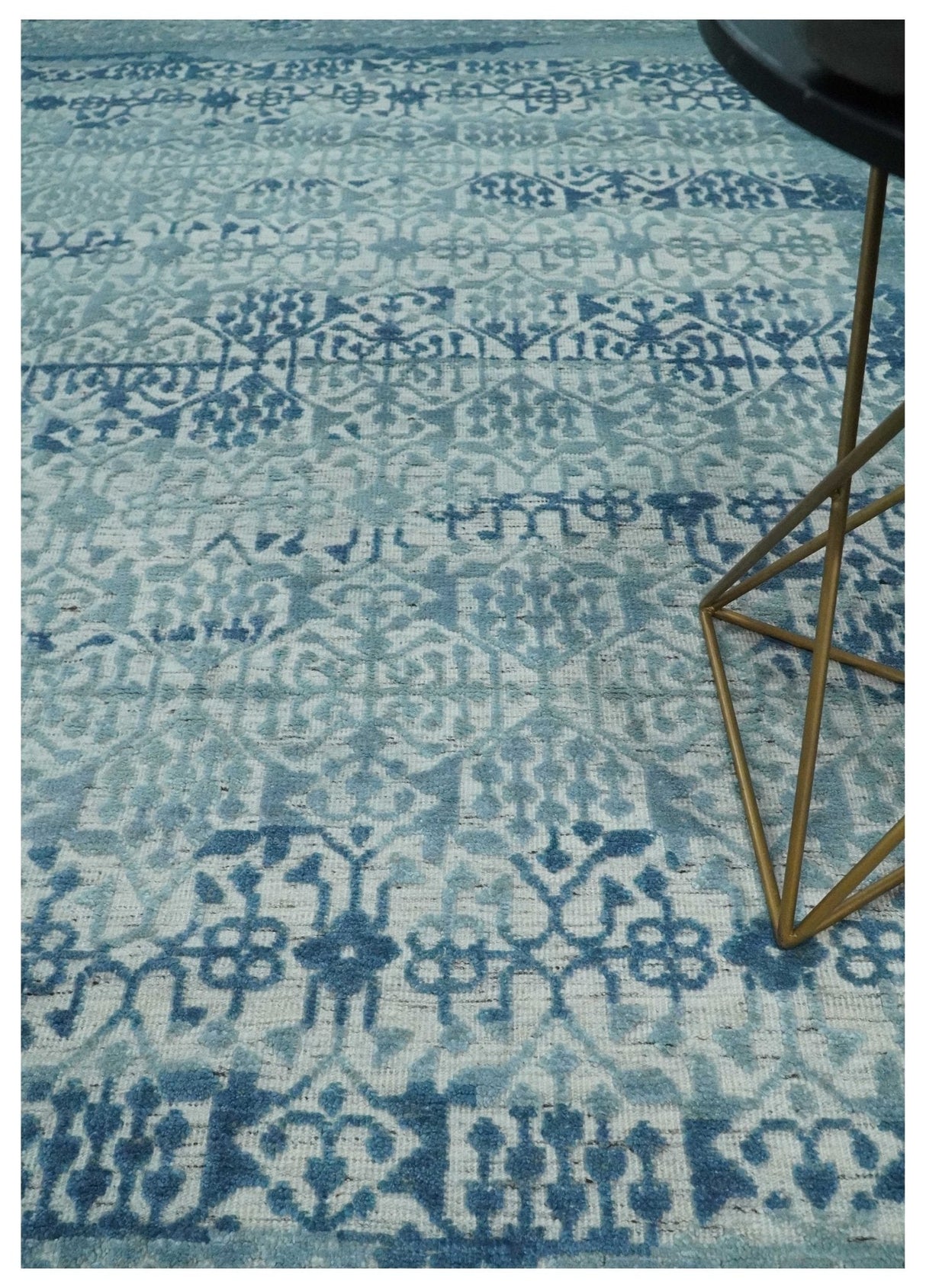 Hand carved Design Blue, Gray and silver Traditional Hand knotted 8x10 wool Area Rug