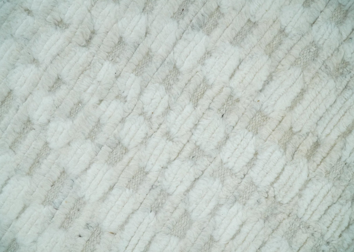 Hand carved Ivory Traditional Geometrical Pattern Hand Knotted 7.10x9.8 Wool Area Rug