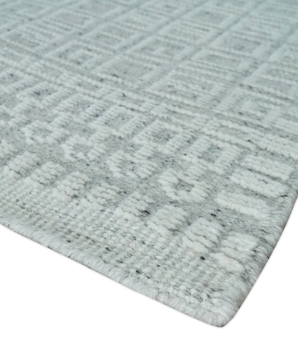 Hand carved Silver and Charcoal Traditional Geometrical Pattern Hand Knotted 8.2x10.6 Wool Area Rug
