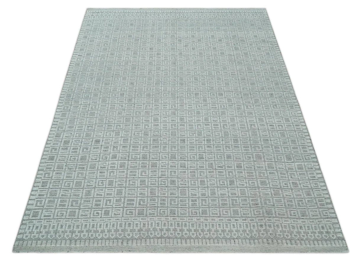 Hand carved Silver and Charcoal Traditional Geometrical Pattern Hand Knotted 8.2x10.6 Wool Area Rug