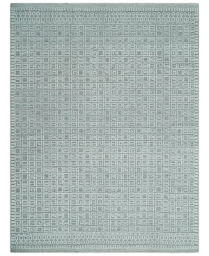 Hand carved Silver and Charcoal Traditional Geometrical Pattern Hand Knotted 8.2x10.6 Wool Area Rug