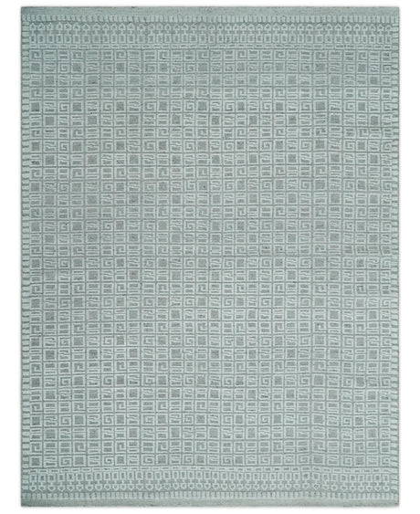 Hand carved Silver and Charcoal Traditional Geometrical Pattern Hand Knotted 8.2x10.6 Wool Area Rug