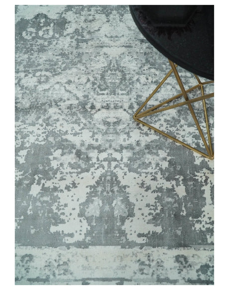 Handmade 7.10x9.9 Abstract Ivory and Gray Blended Wool and Bamboo Silk Area Rug