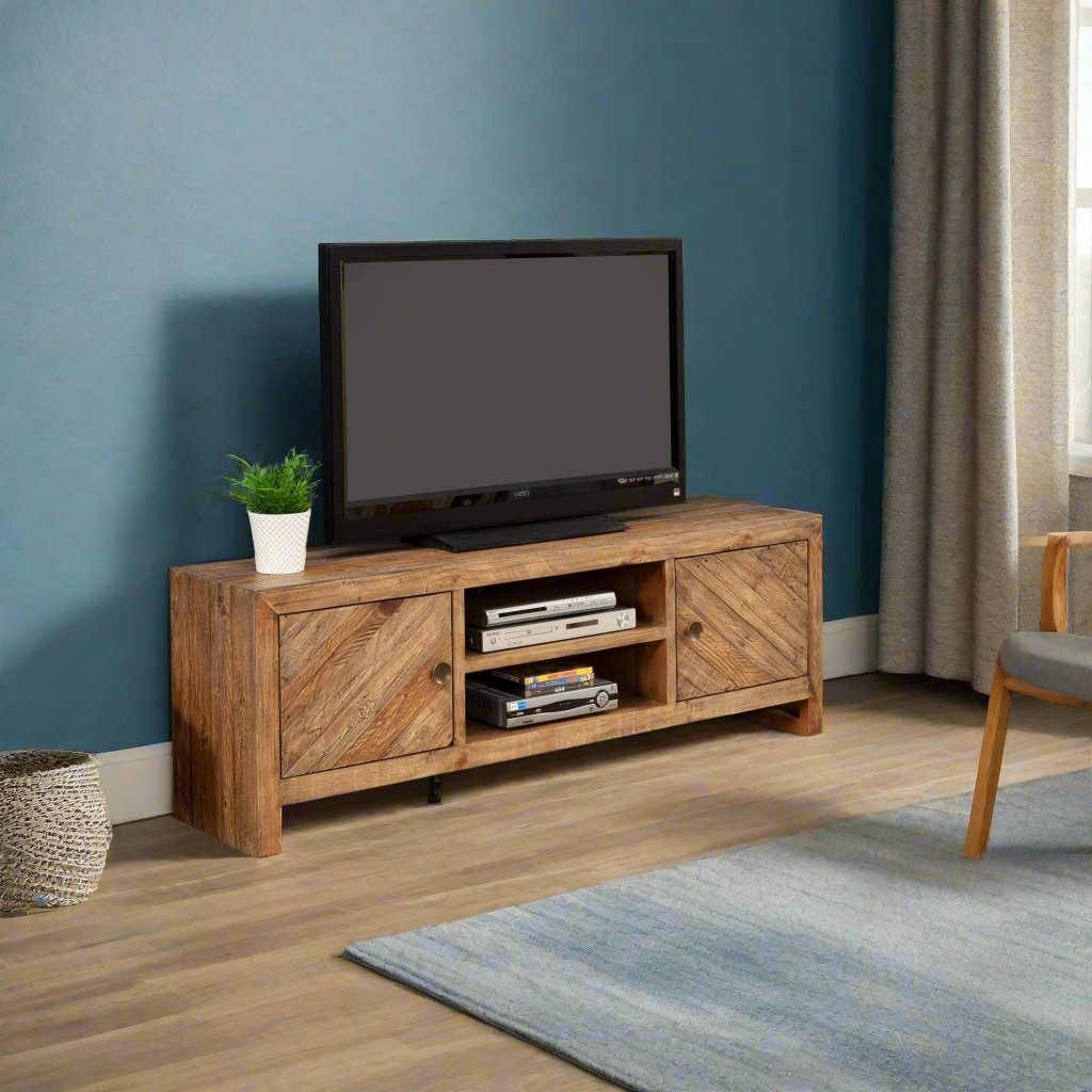 Hayes TV Console