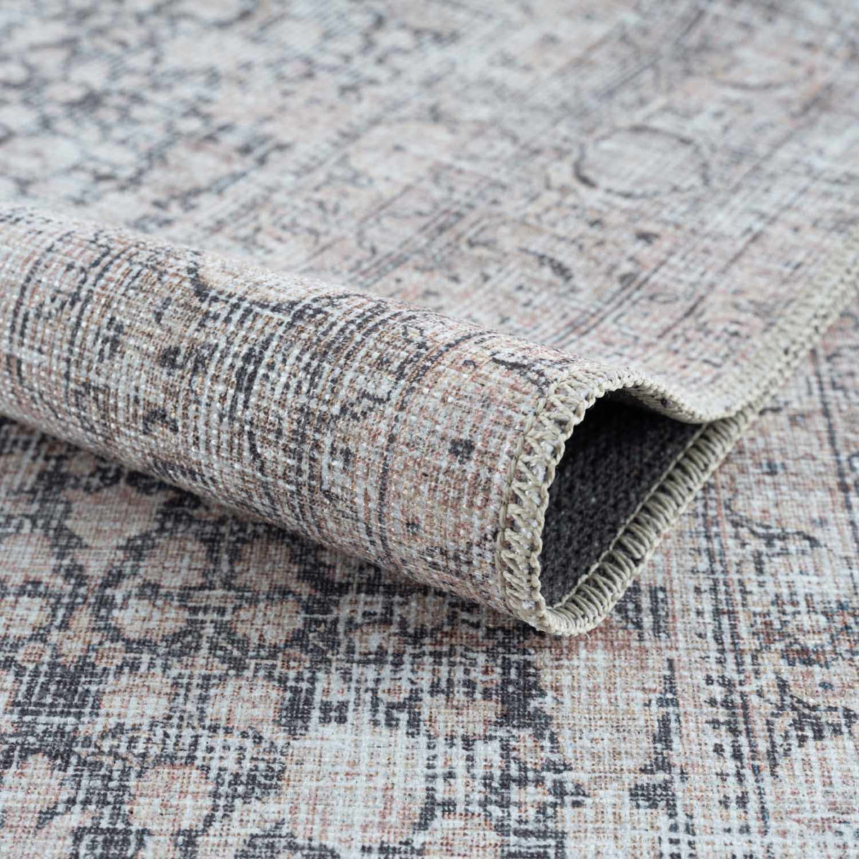 Hedda Vintage Flat Pile Washable Rug