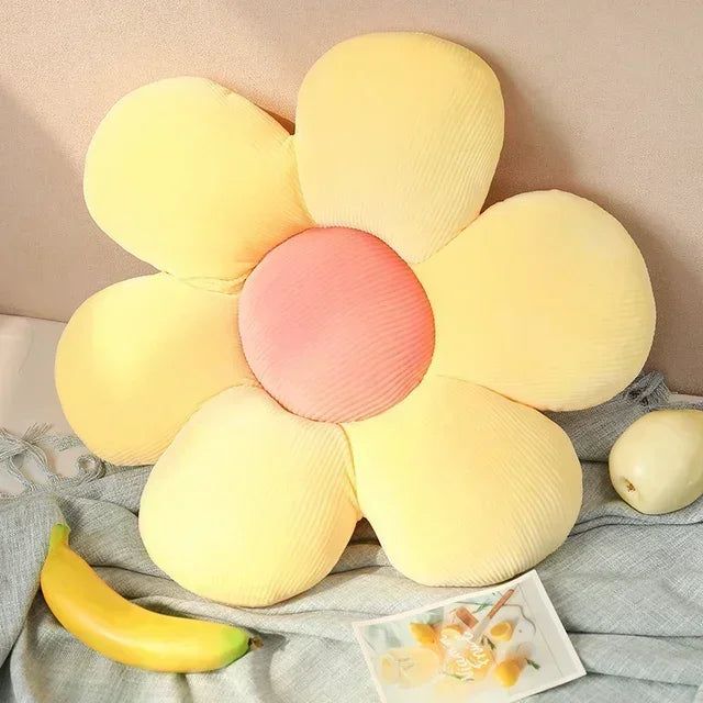 Heredia Flower Pillow