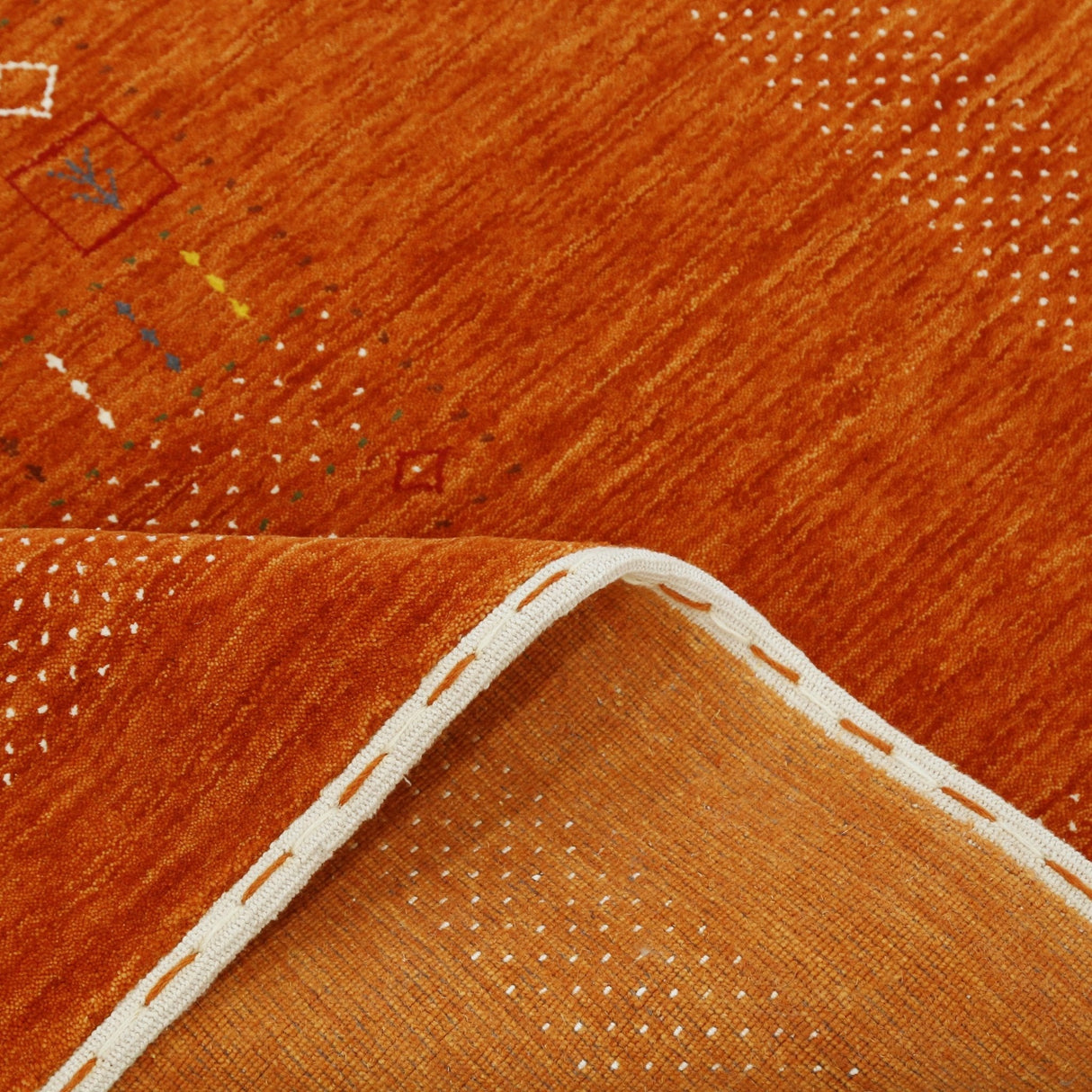 In Stock Orange Contemporary Center Pattern Hand Loomed Wool Rug