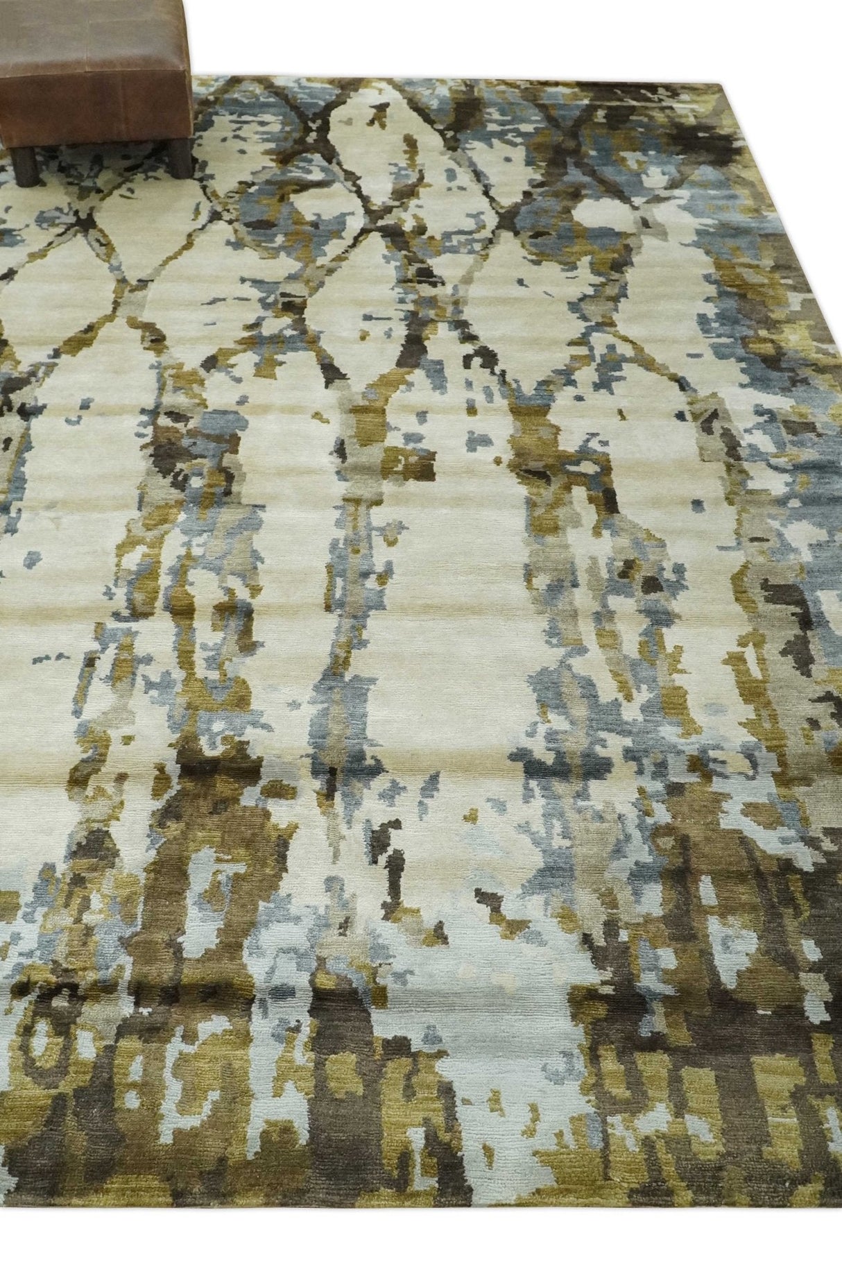 Ivory, Olive and Gray Modern Abstract 6x9 Hand Knotted Bamboo Silk Area Rug