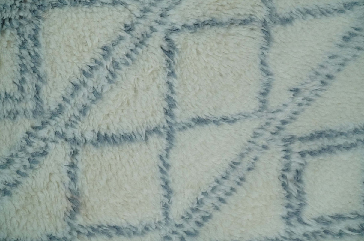 Ivory and Blue 4x6, 5x8 and 8x10 Moroccan Rug | White and Blue Wool Rug | TRD1713