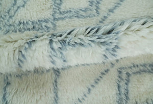 Ivory and Blue 4x6, 5x8 and 8x10 Moroccan Rug | White and Blue Wool Rug | TRD1713