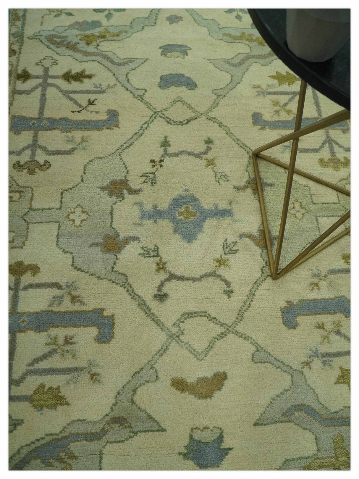 Ivory and Blue 6x9 Hand Knotted Traditional Oriental Oushak wool area rug