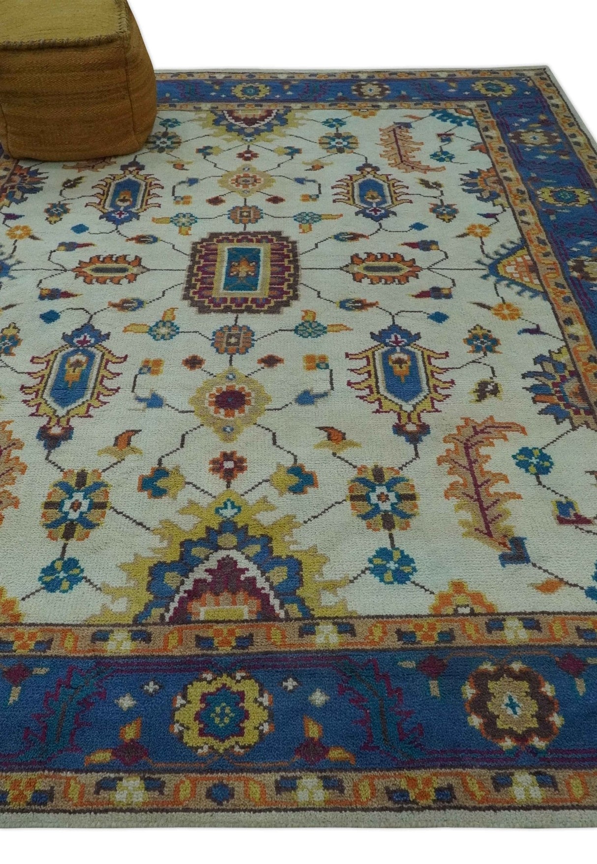 Ivory and Blue Hand Knotted Traditional Design 8x10 wool Area Rug