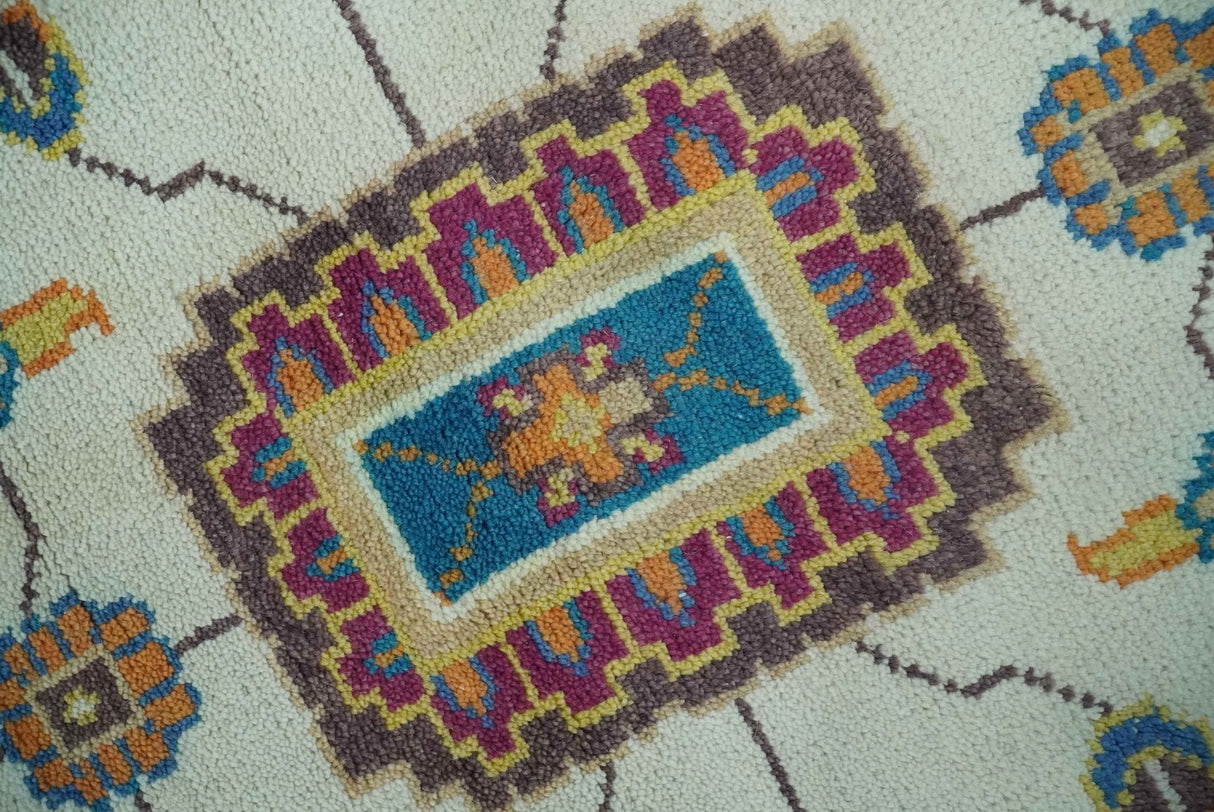 Ivory and Blue Hand Knotted Traditional Design 8x10 wool Area Rug