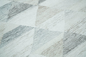 Ivory and Gray Boho Kilim Rug made with Fine Wool Blend | SE5