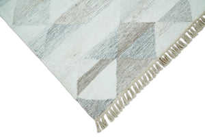 Ivory and Gray Boho Kilim Rug made with Fine Wool Blend | SE5